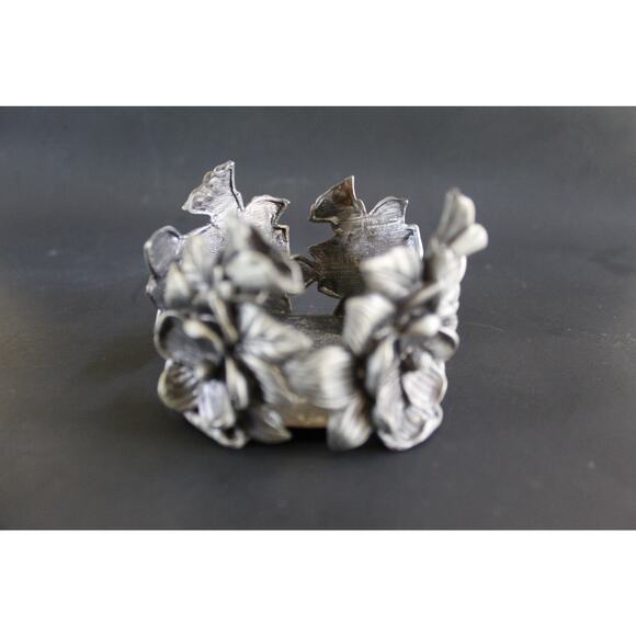 Vintage Pewter Floral Candle Holder 3x4 Ornate Metal Flower Decor - Picture 10 of 10